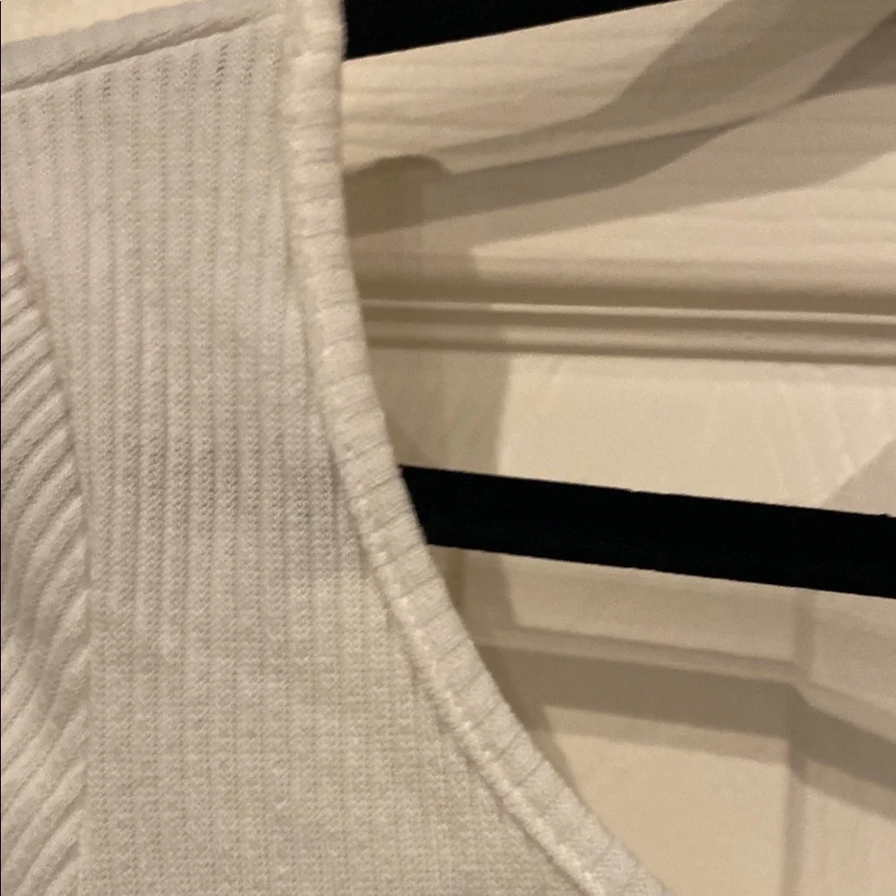 White Cropped Long Sleeve Top - Picture 5 of 6